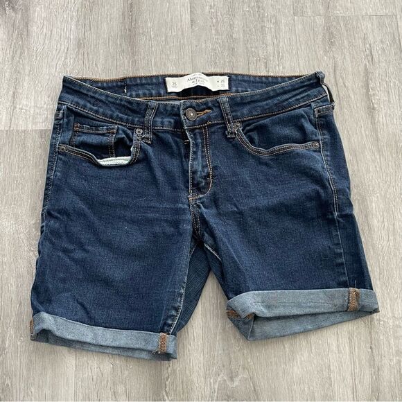 Abercrombie & Fitch A&F Bermuda Denim Jean Shorts Size 2S W26 L31 - Picture 1 of 3